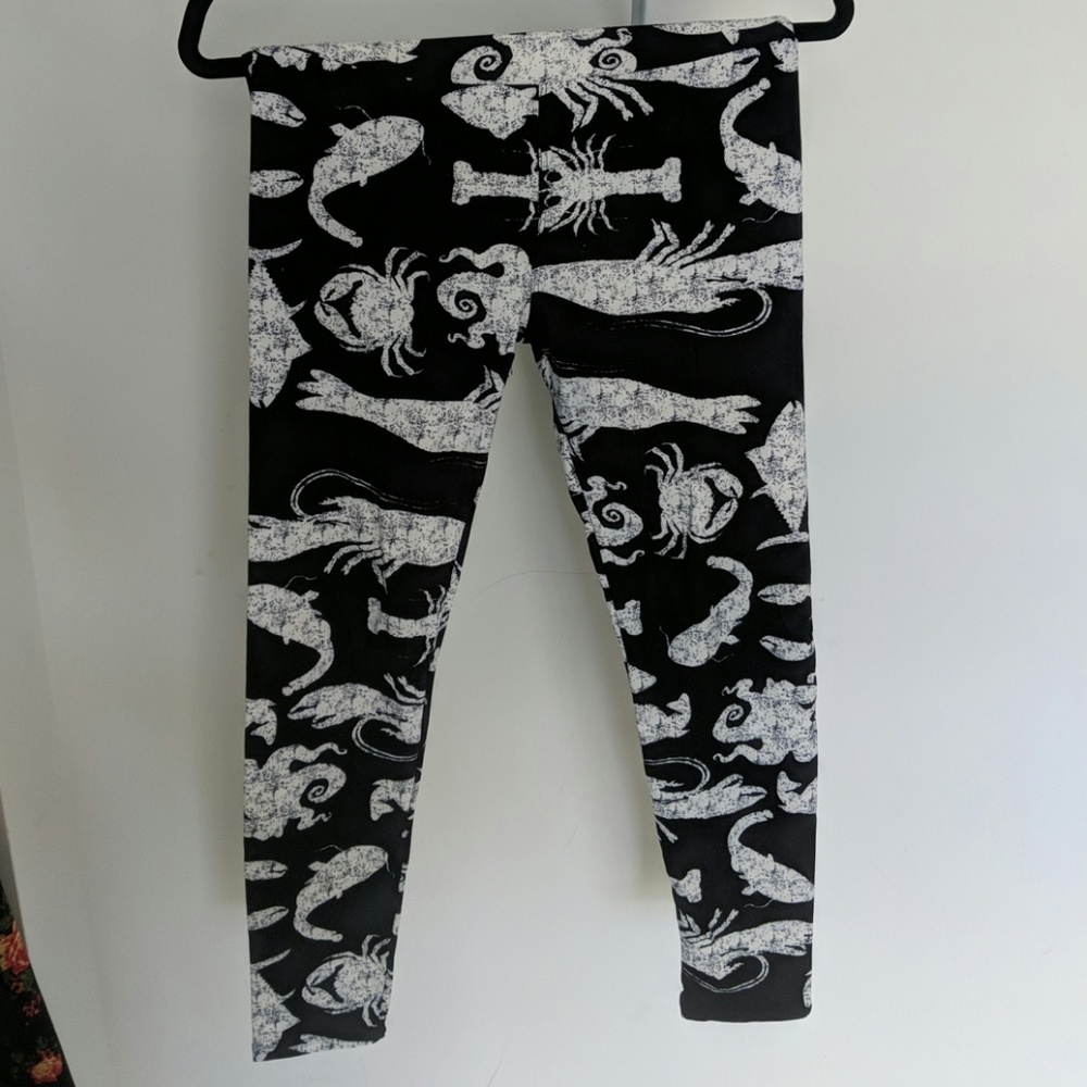 LuLaRoe OS leggings